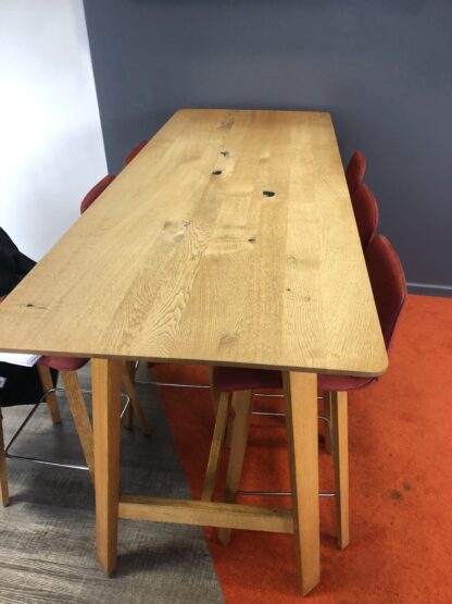 Table en bois pour chaises longues – Image 2